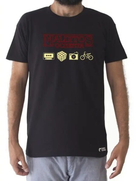 camiseta malditos 80
