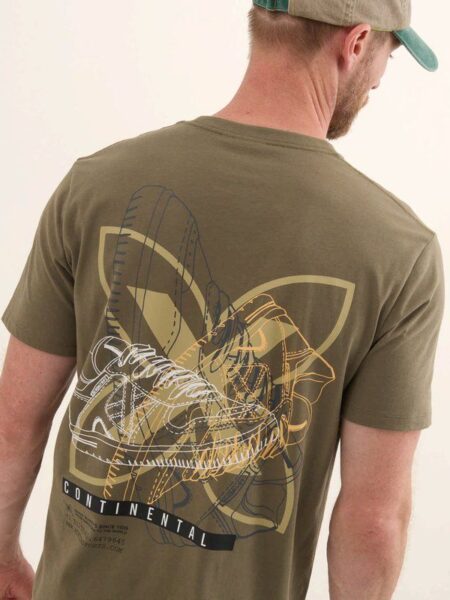 camiseta Munich espalda logo y zapatillas 2507664