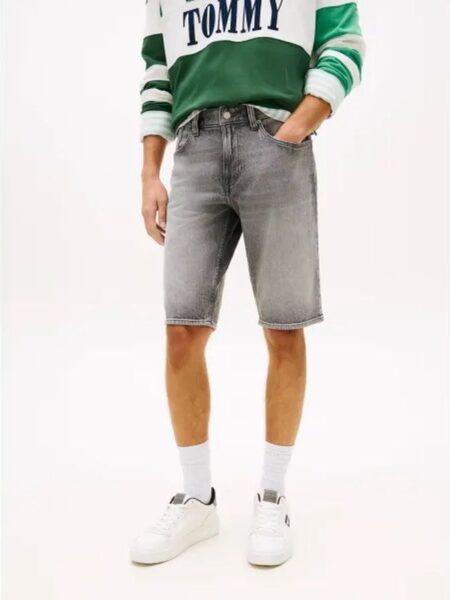 bermudas Tommy vaqueras negras lavadas 22975