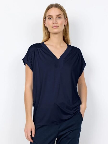marica-278-dv26-camiseta-lisa-pliegues-soyaconcept-marieta-tienda-ropa-valencia-1.jpg