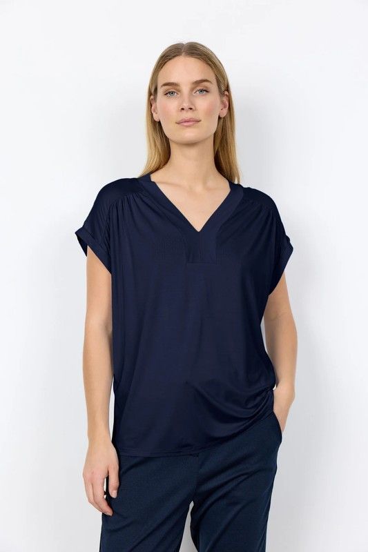 marica-278-dv26-camiseta-lisa-pliegues-soyaconcept-marieta-tienda-ropa-valencia-1.jpg