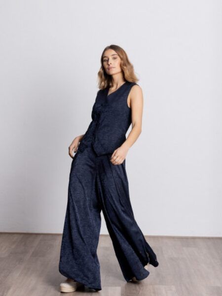 p-vega-flory-d-pantalon-aberturas-jacquard-flores-bmbco-marieta-tienda-ropa-valencia-1.jpg