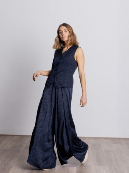 p-vega-flory-d-pantalon-aberturas-jacquard-flores-bmbco-marieta-tienda-ropa-valencia-4.jpg