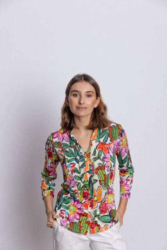t-ainara-flora-d-camisa-punto-falsa-botonadura-floral-bmbco-marieta-tienda-ropa-valencia-3.jpg