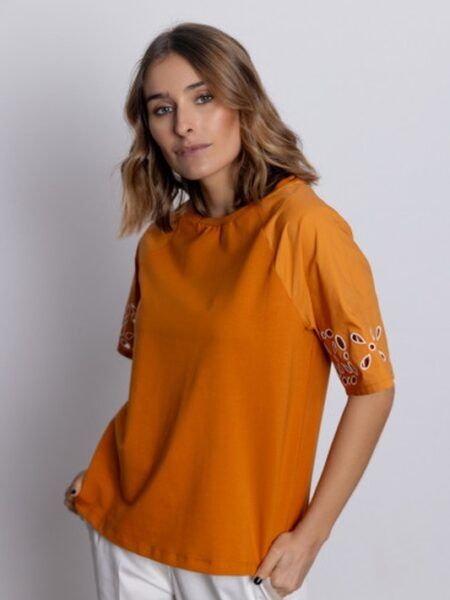 t-lunar-coren-d-camiseta-calados-manga-bmbco-marieta-tienda-ropa-valencia-5.jpg