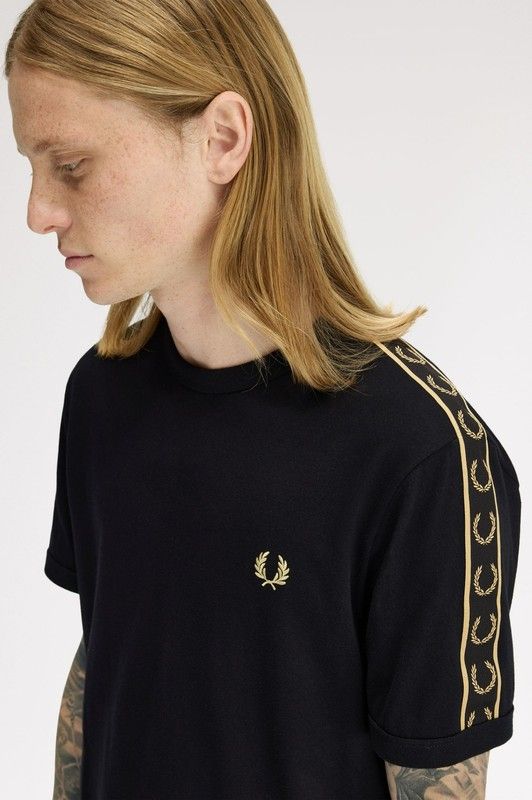 M4613-camiseta-laureles-fred-perry-marieta-tienda-ropa-valencia-5.jpg