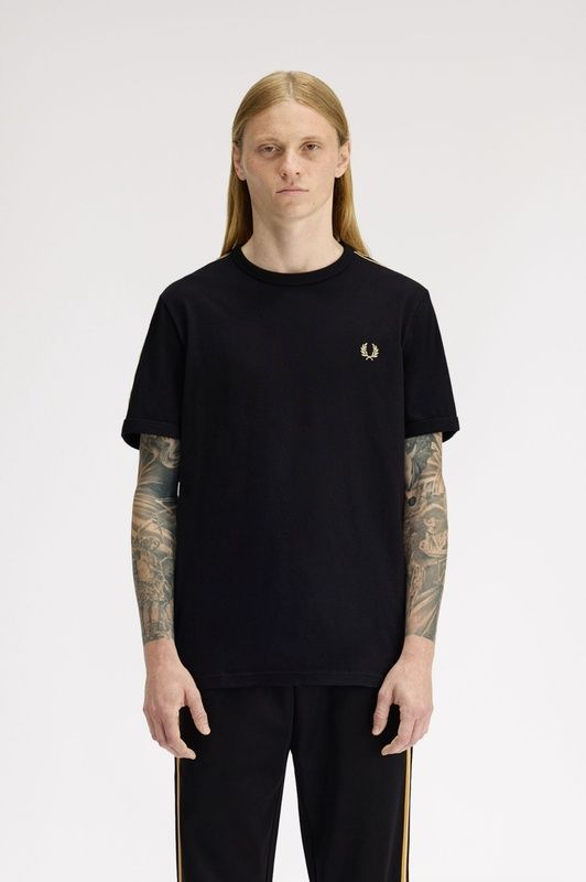 M4613-camiseta-laureles-fred-perry-marieta-tienda-ropa-valencia-1.jpg