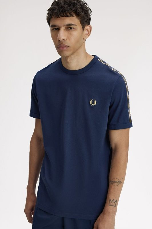 M4613-camiseta-laureles-fred-perry-marieta-tienda-ropa-valencia-9.jpg