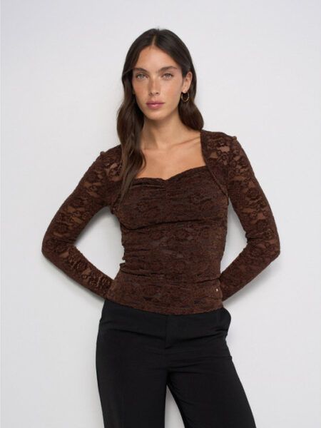 21011746-camiseta-encaje-terciopelo-salsa-jeans-marieta-tienda-ropa-valencia-1.jpg
