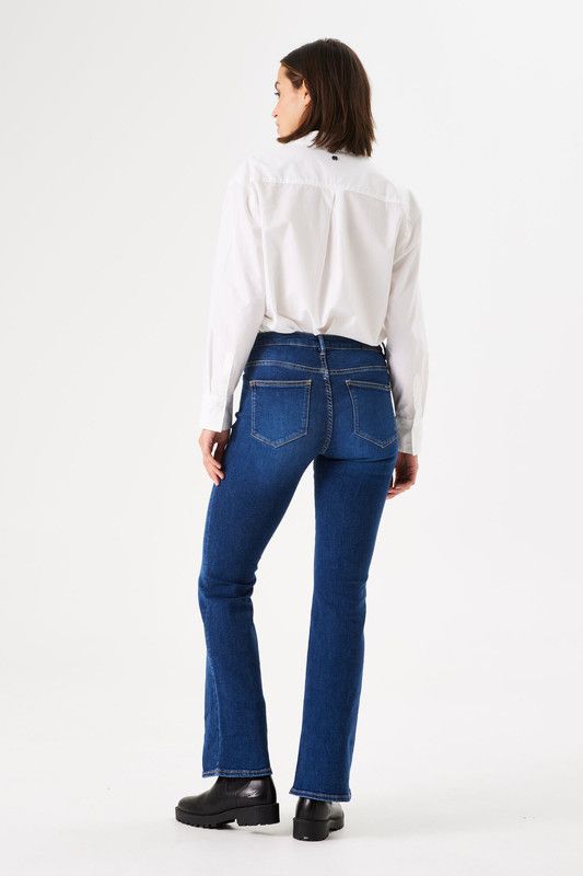 245-vaquero-acampanado-flare-garcia-marieta-tienda-ropa-valencia-2.jpg