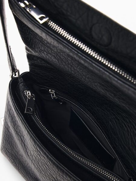 26WAXP08-bolso-solapa-negro-desigual-marieta-tienda-ropa-valencia_5.jpg