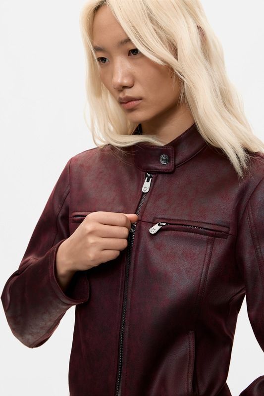 26WWEW09-cazadora-entallada-desigual-marieta-tienda-ropa-valencia_7.jpg