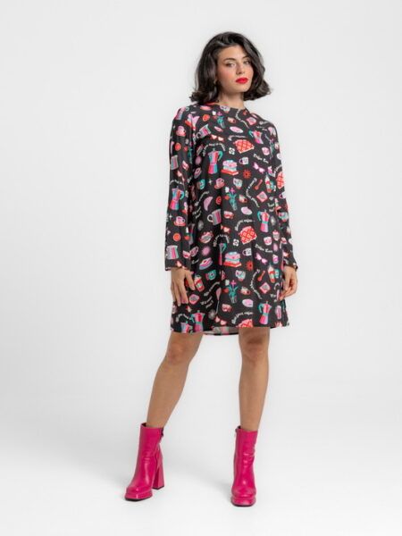 aw26-07-15-vestido-cuello-redondo-corte-a-all-you-need-is-coffee-dulces-lolina-marieta-tienda-ropa-valencia-1.jpg