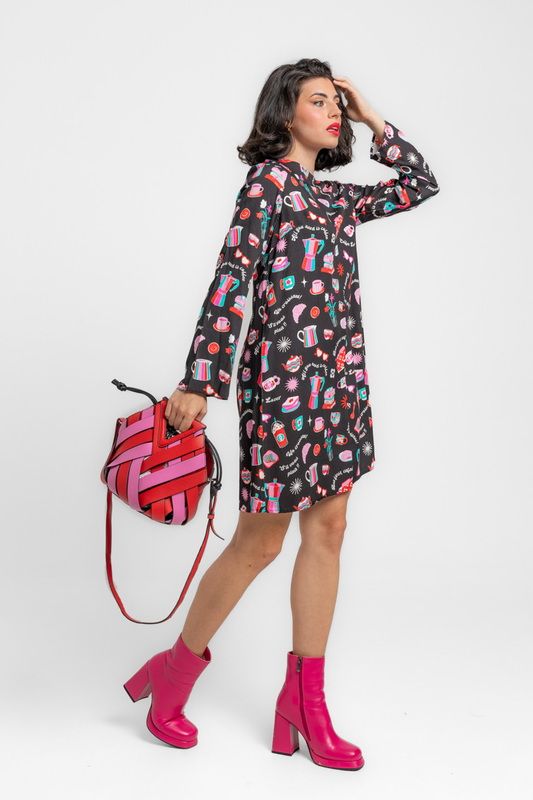 aw26-07-15-vestido-cuello-redondo-corte-a-all-you-need-is-coffee-dulces-lolina-marieta-tienda-ropa-valencia-3.jpg