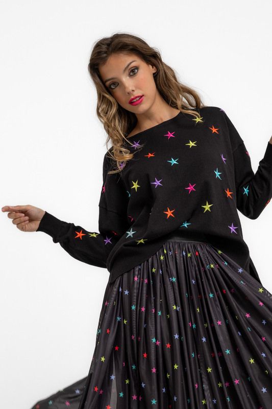aw26-19-01-sueter-crop-stars-estrellas-lolina-marieta-tienda-ropa-valencia-1.jpg
