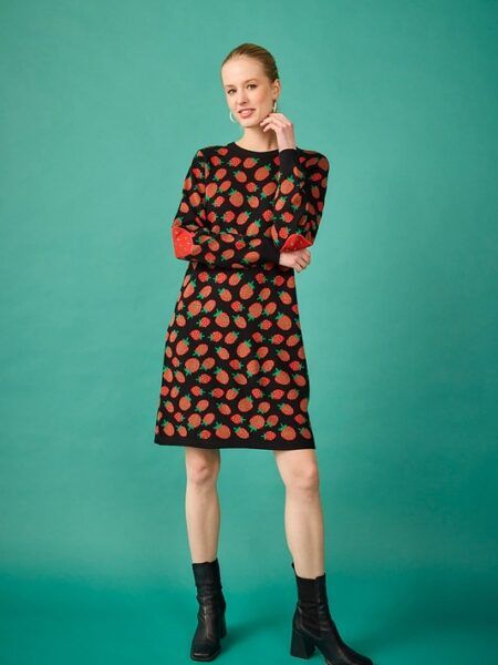 bergen-vestido-punto-fresas-smile-marieta-tienda-ropa-valencia-2.jpg