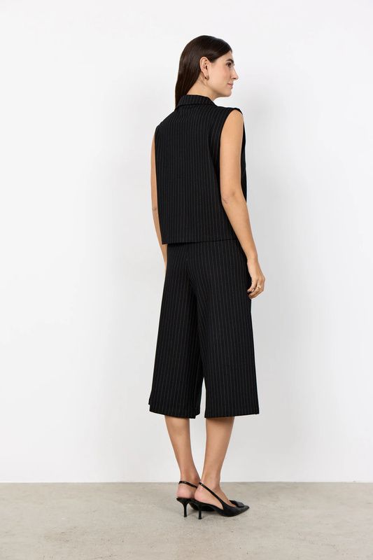 gill-1-chaleco-rayas-soyaconcept-marieta-tienda-ropa-valencia-2.jpg