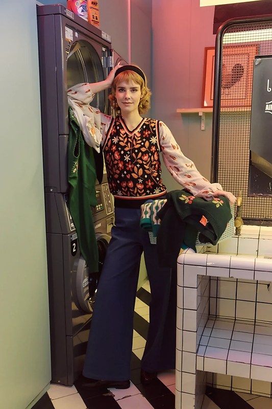 milan-i26-chaleco-punto-flores-smile-marieta-tienda-ropa-valencia-2.jpg