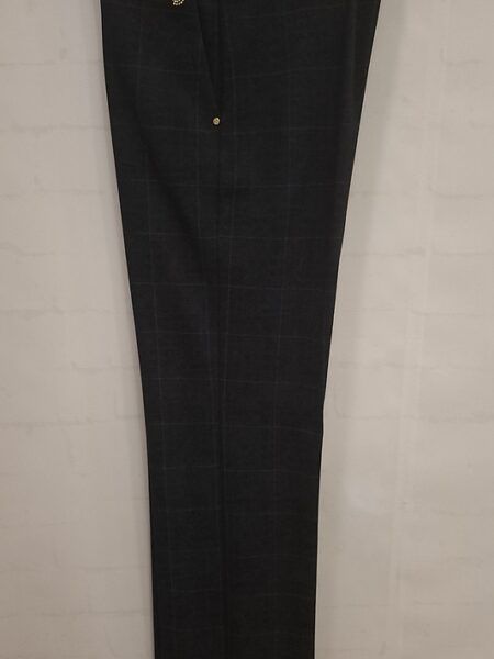 salto-pantalon-cuadros-sissus-marieta-tienda-ropa-valencia_1.jpg