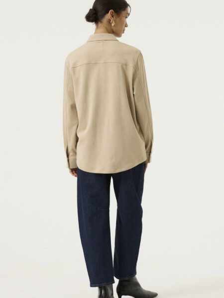 t260239-sobrecamisa-camisa-antelina-garcia-marieta-tienda-ropa-valencia-2.jpg