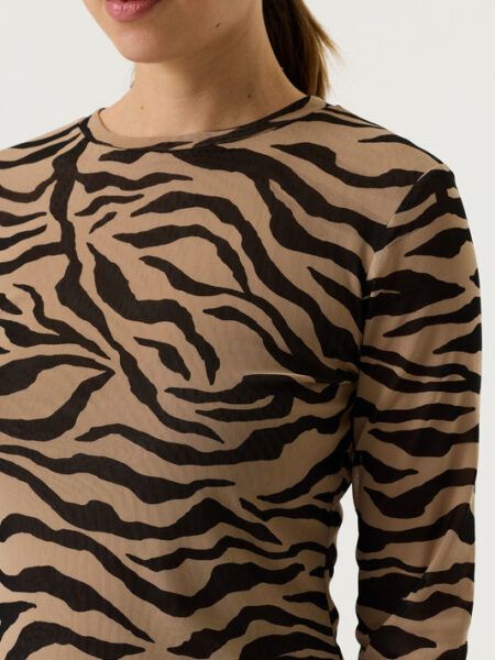 u260011-camiseta-tul-estampada-garcia-marieta-tienda-ropa-valencia-6.jpg