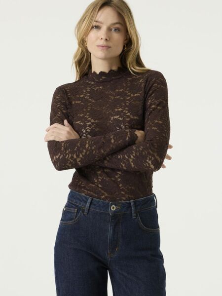 z0075-camiseta-encaje-garcia-marieta-tienda-ropa-valencia-4.jpg