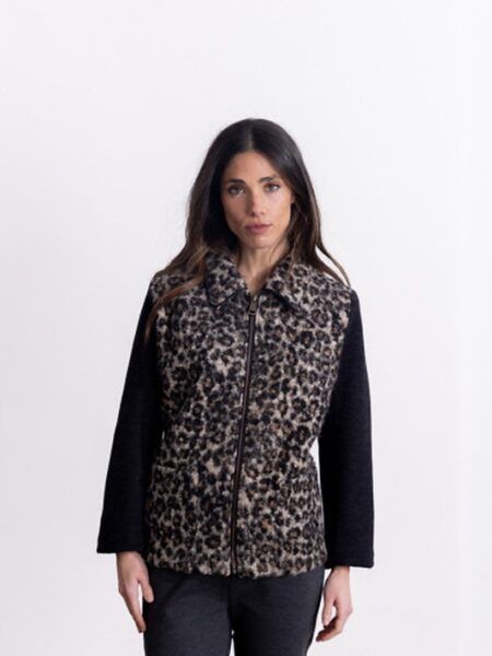 cha-tenese-guepard-chaqueta-corta-animal-print-bmb-co-marieta-tienda-ropa-valencia-1.jpg
