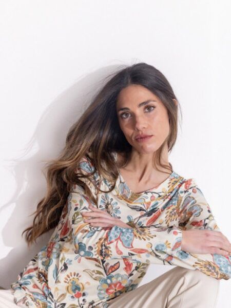 t-anaisin-provenza-camiseta-escote-redondo-floral-bmb-co-marieta-tienda-ropa-valencia-2.jpg
